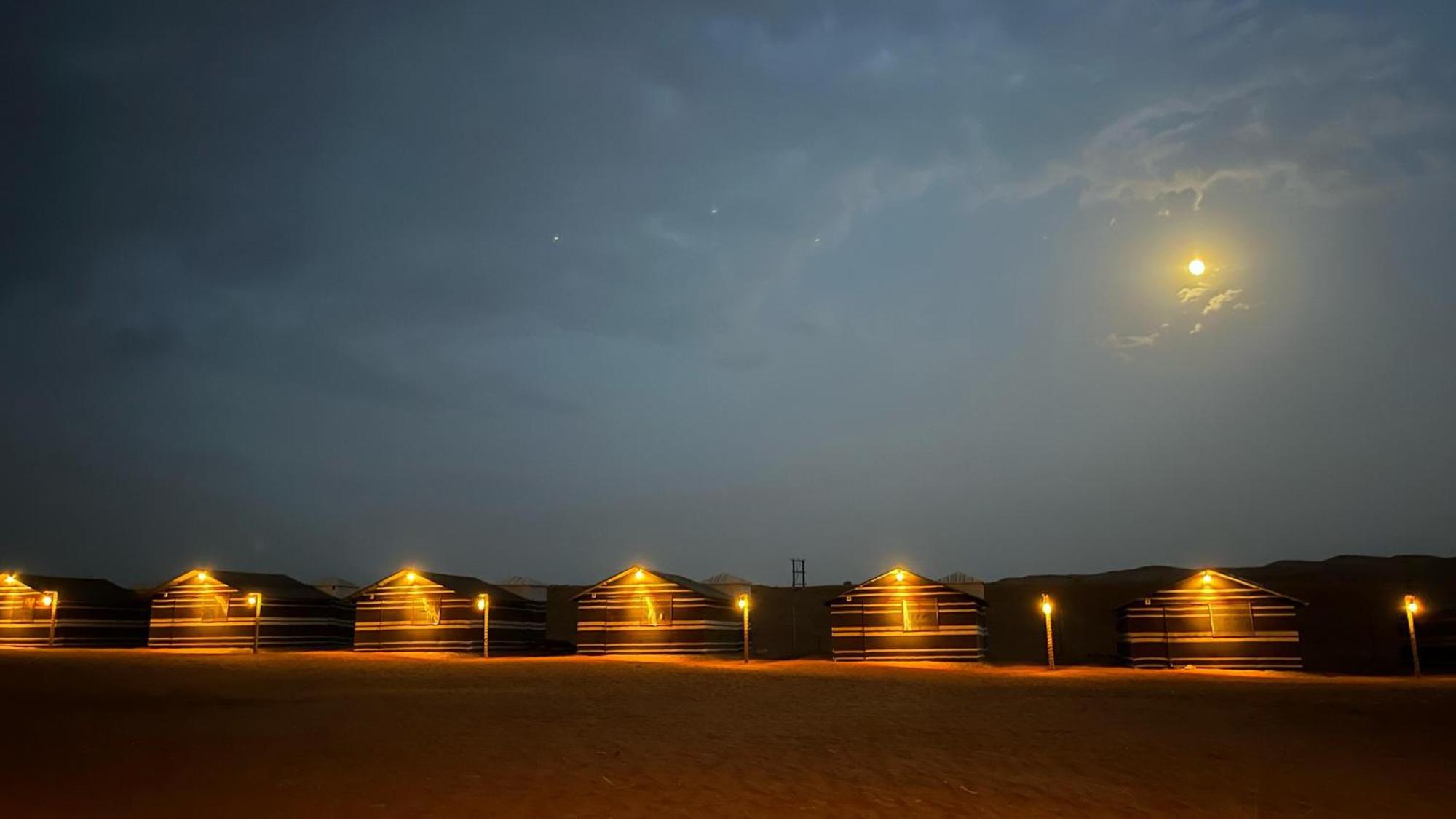 Al Wāşil Delight Desert Camp מראה חיצוני תמונה